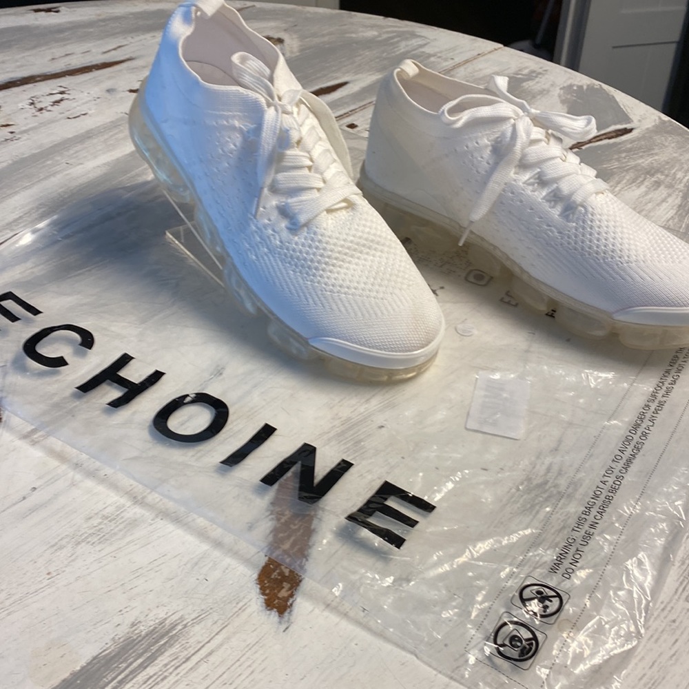 Echoine White Sneakers